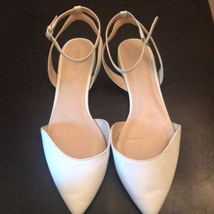 The PERFECT white summer flat!!!